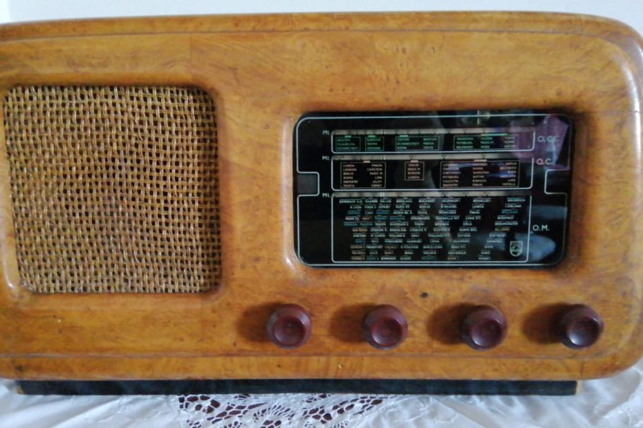 Radio d'epoca Philips